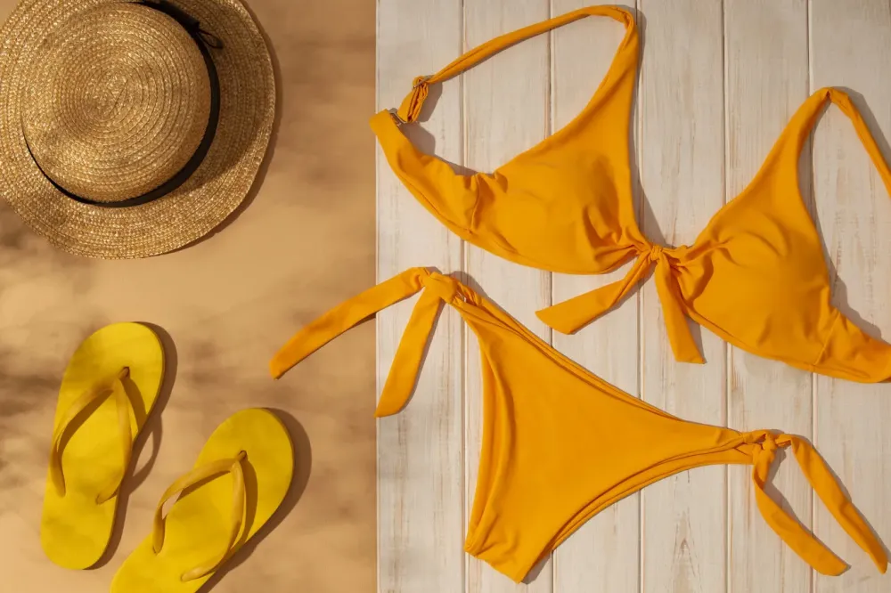 Maillots de bains près de L'etang Salé